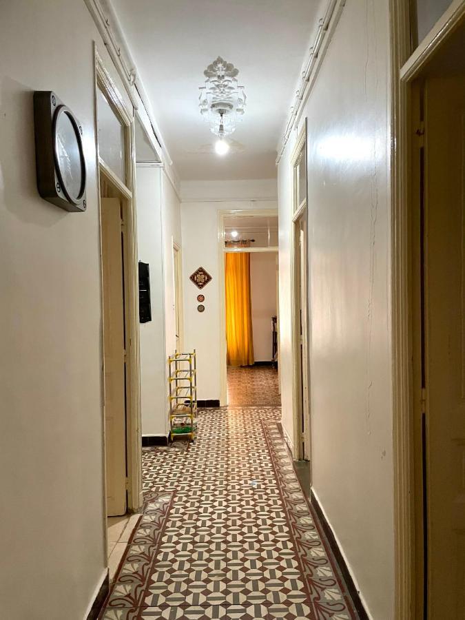 Appartement Dans Immeuble Haussmanien Algiers Exteriör bild