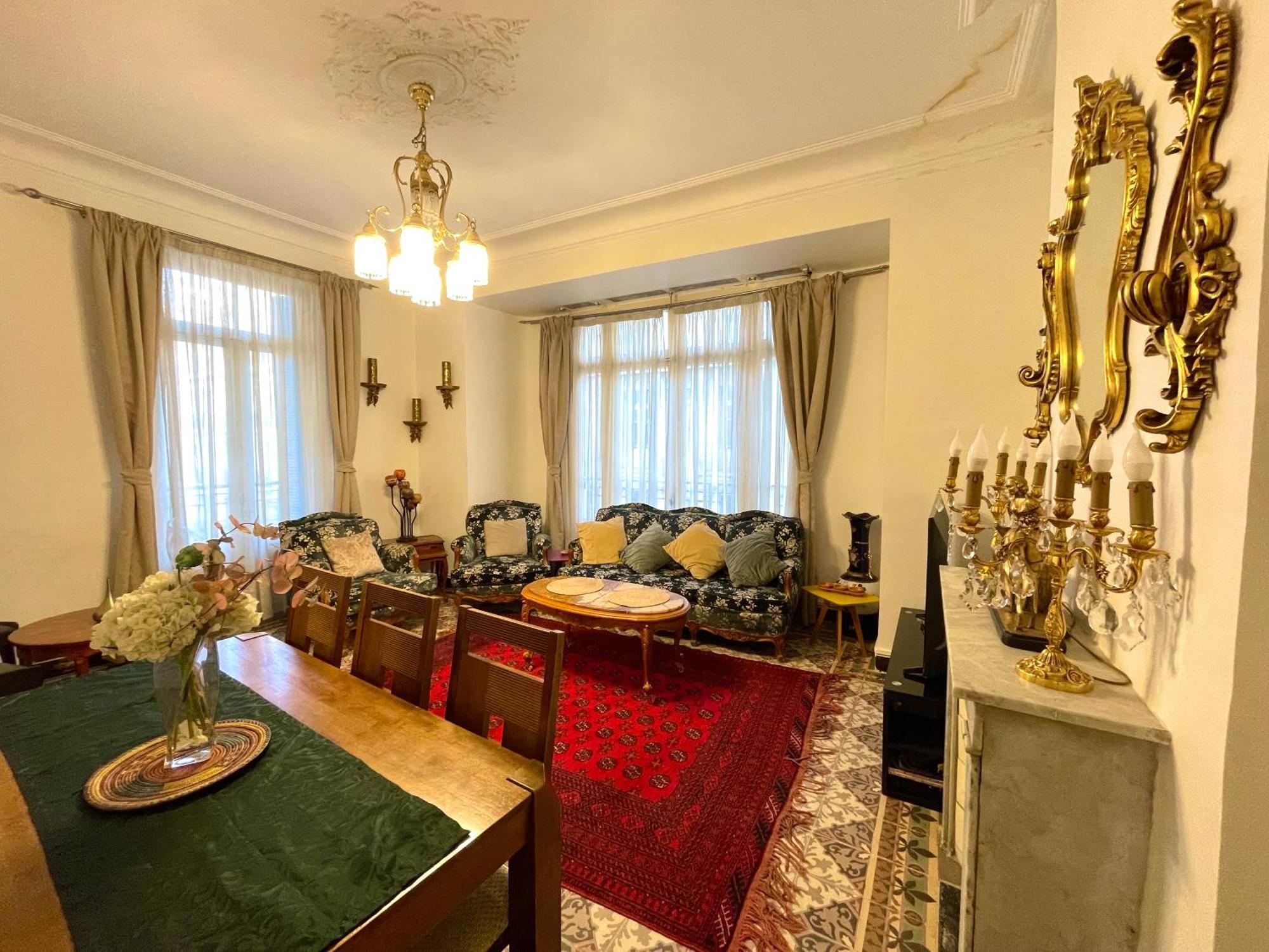 Appartement Dans Immeuble Haussmanien Algiers Exteriör bild
